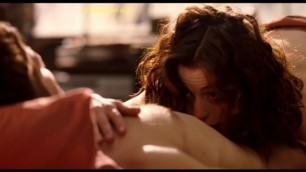 Anne Hathaway Nude Boobs in Love and other Drugs Movie