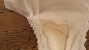 Up Close Diaper Wetting Clip