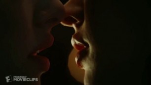 Megan Fox And Amanda Seyfried Lesbian Sex Scene (HD)