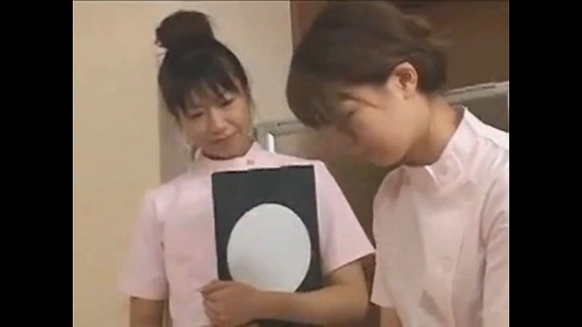 [JAV] Newcomer Masseuse Takes Cock in Hand...!!! / Cute Japanese Massage Training.